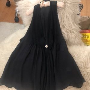 Silk top Elizabeth and James with pleats for that elegant party